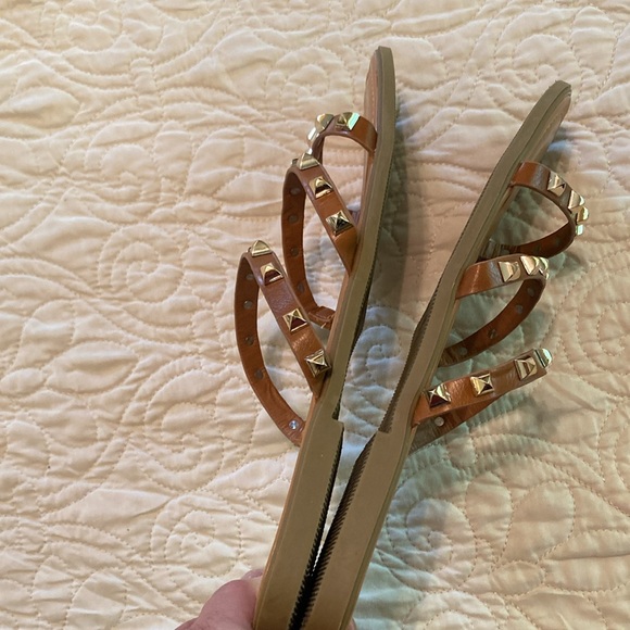 ❗️Final Markdown ❗️Pierre Dumas • pyramid stud sandals women’s size 10 - Picture 9 of 12